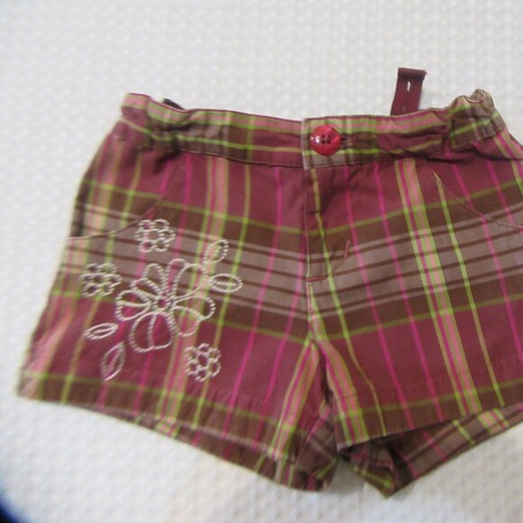 Little Girls Size 3 Shorts plaid - Picture 3 of 10